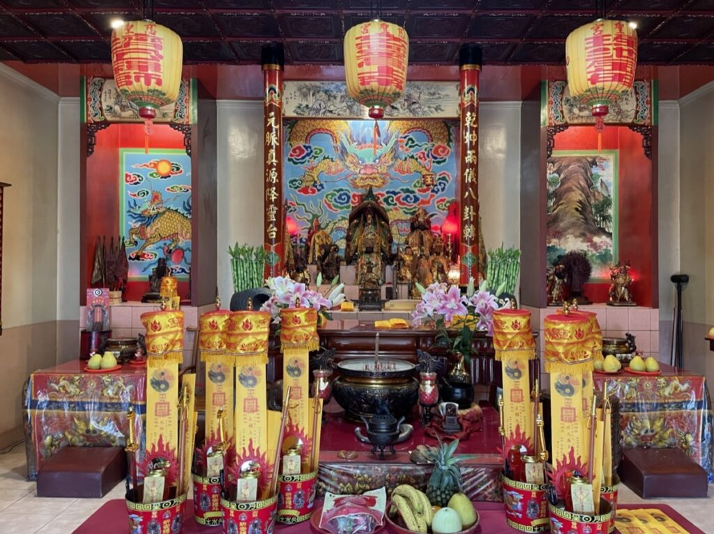 Star lamps lined up before the main altar of Cisheng Temple, Banling, Ruifang